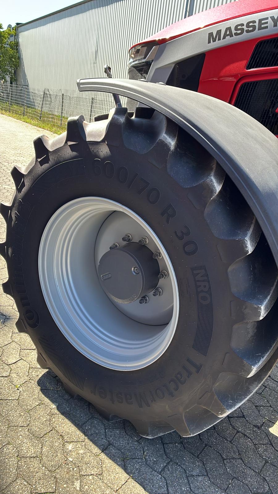 MASSEY FERGUSON 8S.305 DYNA-VT EXCLUSIVE